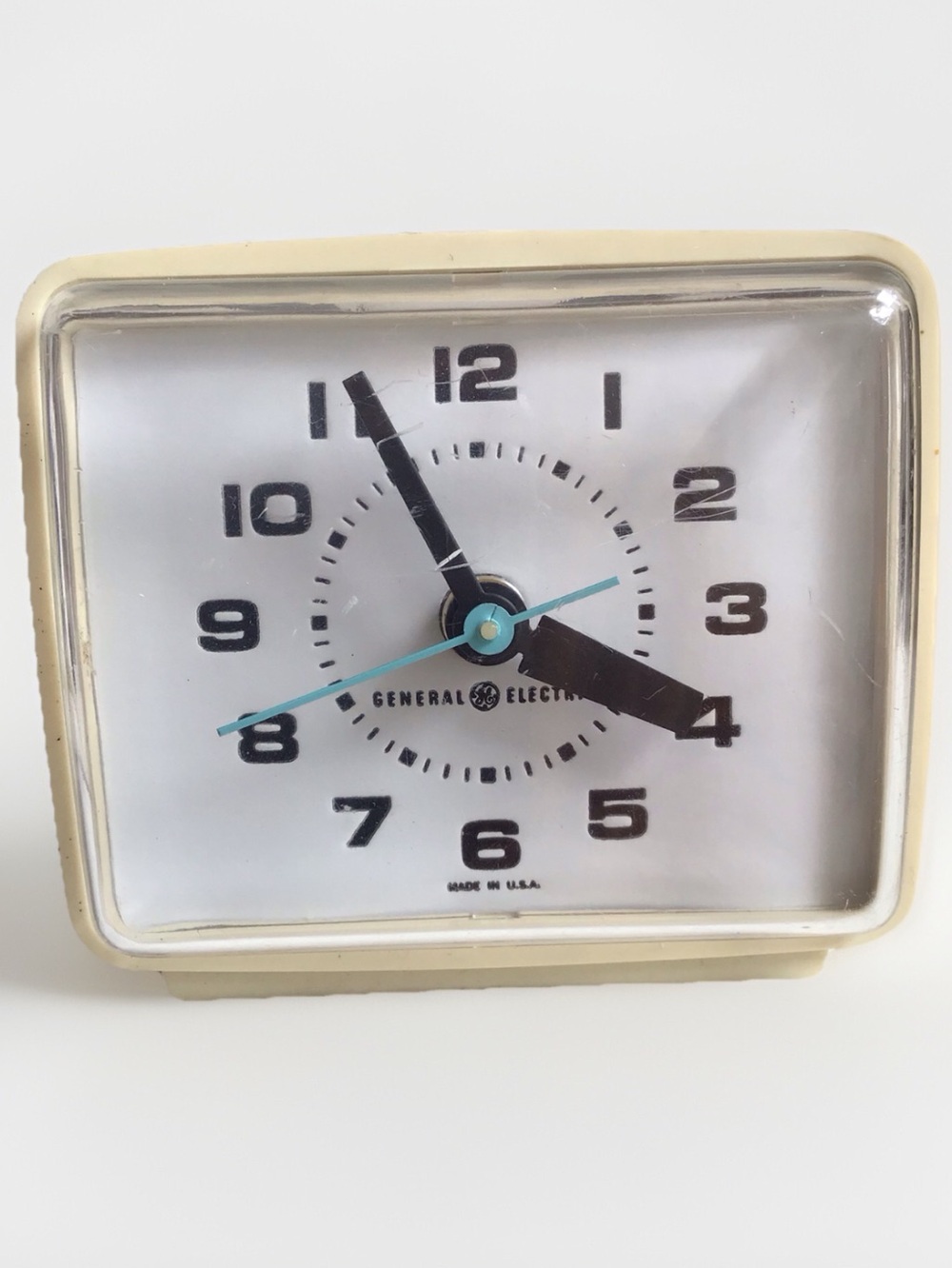 Vintage Retro General Electric Alarm Clock